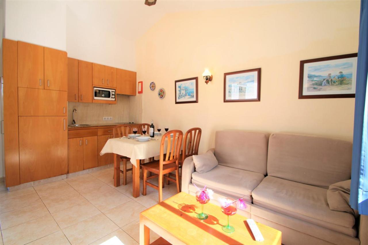Apartaments Talayot 칼라엔블레인즈 외부 사진