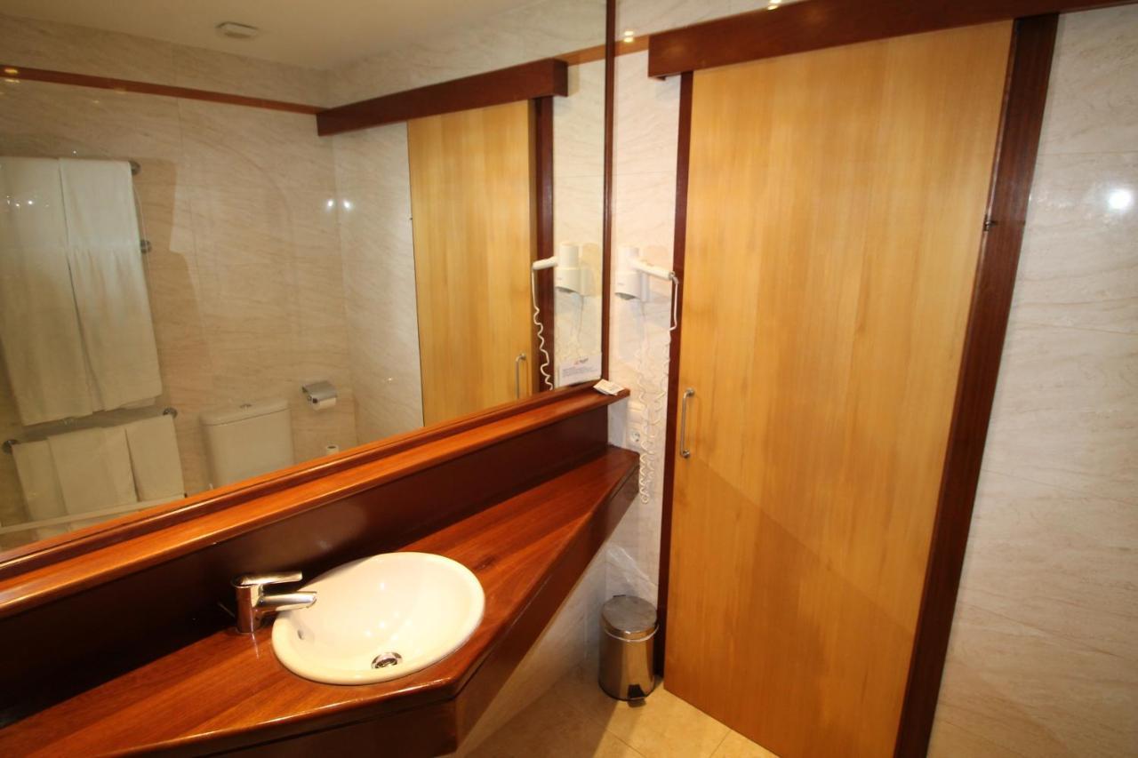 Apartaments Talayot 칼라엔블레인즈 외부 사진